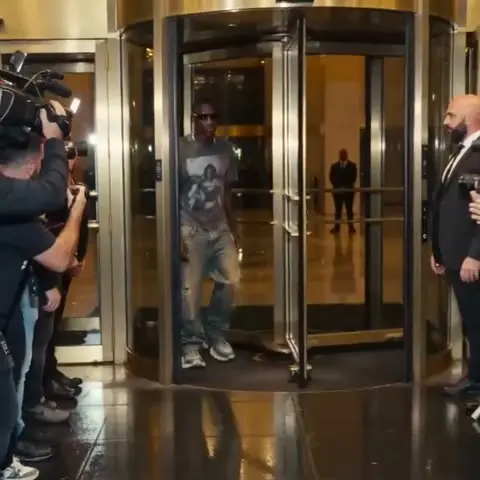 2000 S Paparazzi